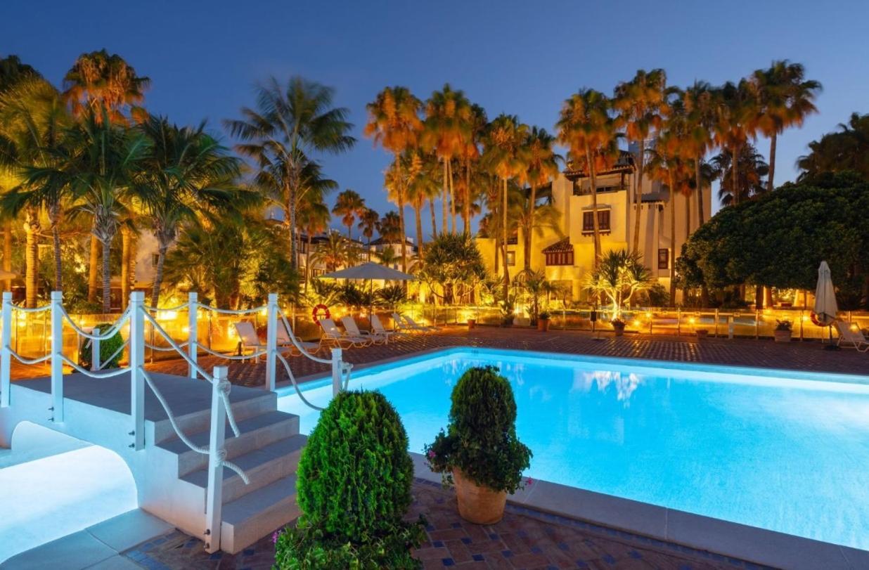 Apartment Puente Luxury Penthouse, Beachside & Sea Views
